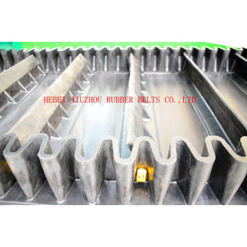 Close Length Xe-Sc-1000/6+1 Sidewall Corrugated Conveyor Belt